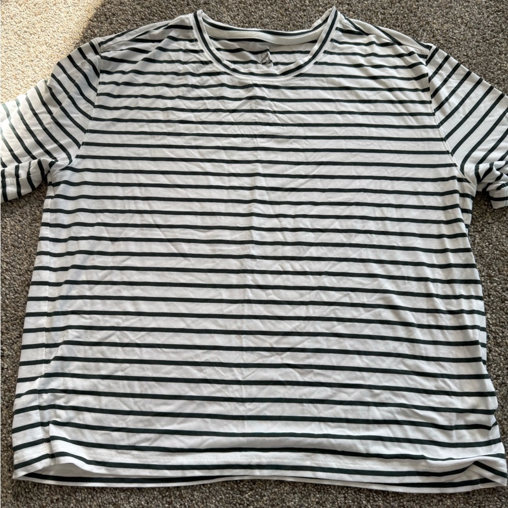 Loft Lou and grey super soft tee.  Size medium. EUC.